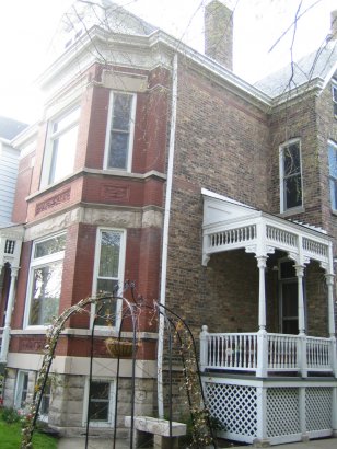 Typical House in Lakeview